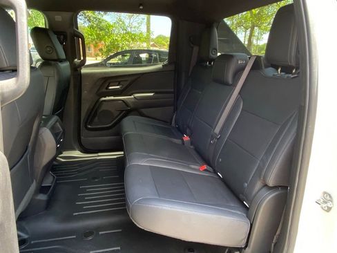 Used 2024 Chevrolet Silverado EV W/T AWD/4WD image 18