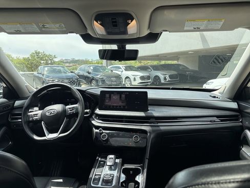 Used 2025 INFINITI QX60 Luxe w/ Vision Package image 19