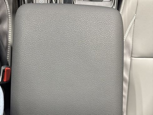 New 2026 Toyota Camry SE image 12