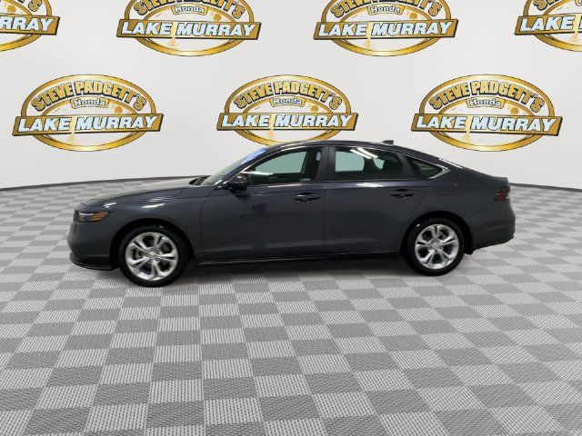 Used 2025 Honda Accord LX image 9