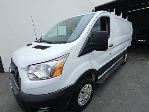 Used 2022 Ford Transit 250 Low Roof w/ Exterior Upgrade Package RWD image 5