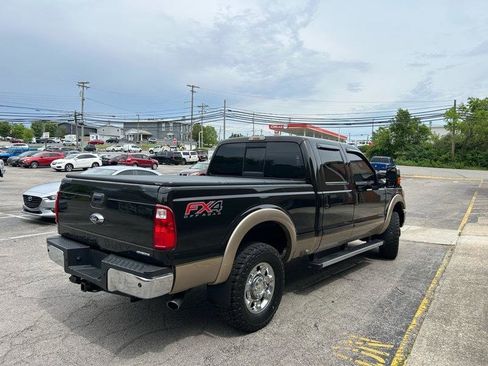 Used 2013 Ford F250 Lariat w/ Chrome Pkg AWD/4WD image 4