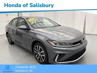 Used 2025 Volkswagen Jetta SE