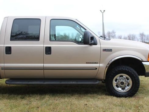 Used 1999 Ford F350 Lariat image 9