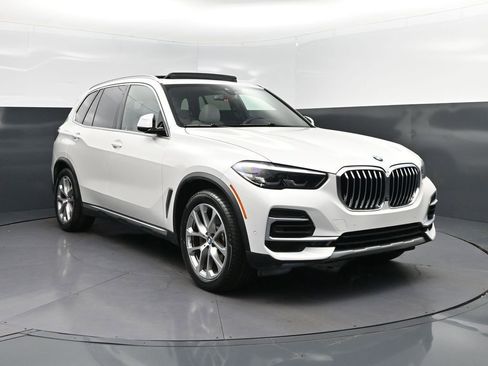 Certified 2023 BMW X5 sDrive40i w/ Climate Comfort Package RWD image 9