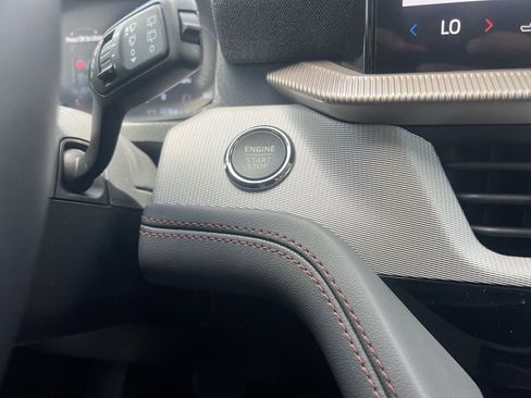 New 2026 Ford Explorer Active RWD image 6