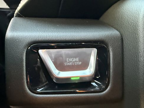 New 2026 GMC Yukon XL Denali w/ Denali Reserve Package image 18