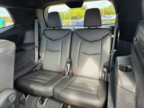 Used 2023 Cadillac XT6 Premium Luxury image 42