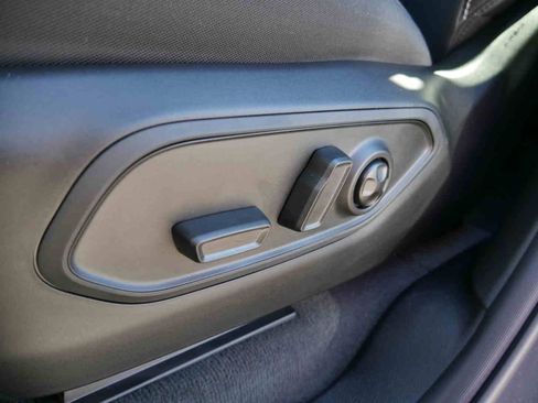 New 2025 Jeep Grand Cherokee Laredo X image 27