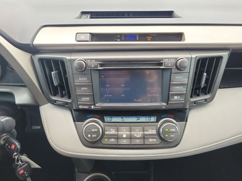 Used 2015 Toyota RAV4 XLE image 14