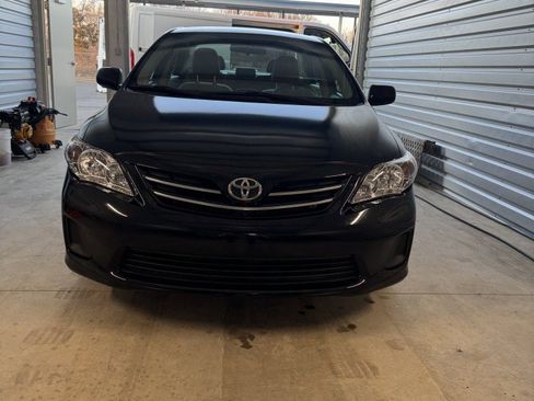 Used 2013 Toyota Corolla LE image 1