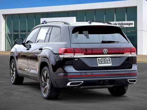 New 2026 Volkswagen Atlas SE FWD image 6