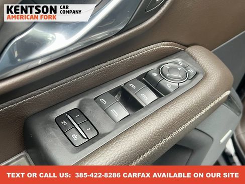 Used 2024 GMC Yukon Denali image 25