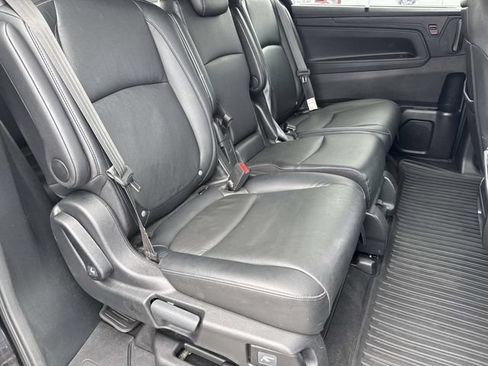 Used 2022 Honda Odyssey Touring image 12