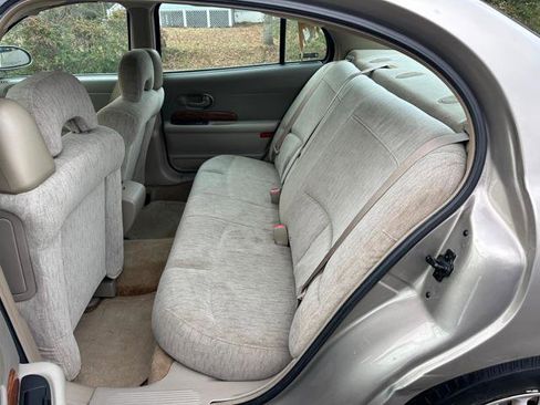 Used 2002 Buick Le Sabre Custom image 7