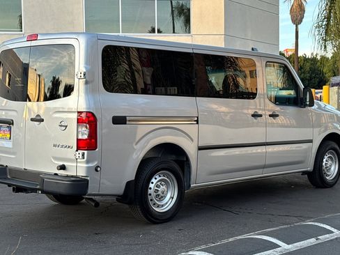 Used 2019 Nissan NV 3500 S image 3