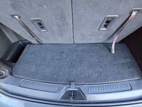 Used 2019 GMC Acadia SLT image 29