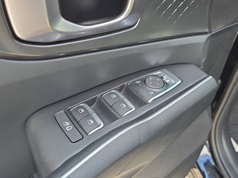 New 2026 Kia Sorento S FWD image 19
