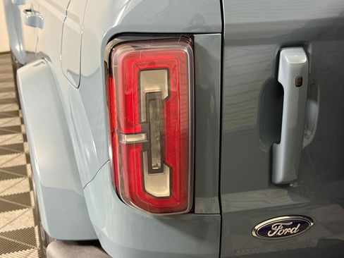 Used 2021 Ford Bronco Outer Banks AWD/4WD image 36
