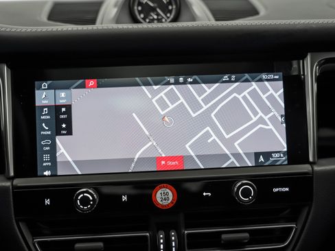 New 2026 Porsche Macan S image 22