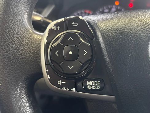 Used 2013 Toyota Camry L image 13