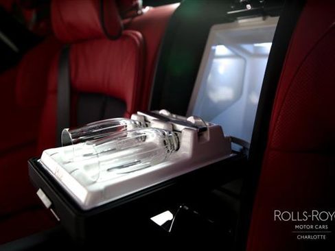 Certified 2024 Rolls-Royce Phantom Extended Wheelbase w/ The Phantom Package image 25