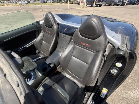 Used 2007 Pontiac Solstice GXP w/ Premium Package RWD image 26
