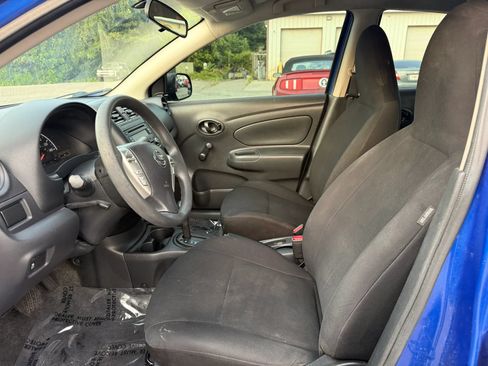 Used 2015 Nissan Versa S Plus FWD image 2