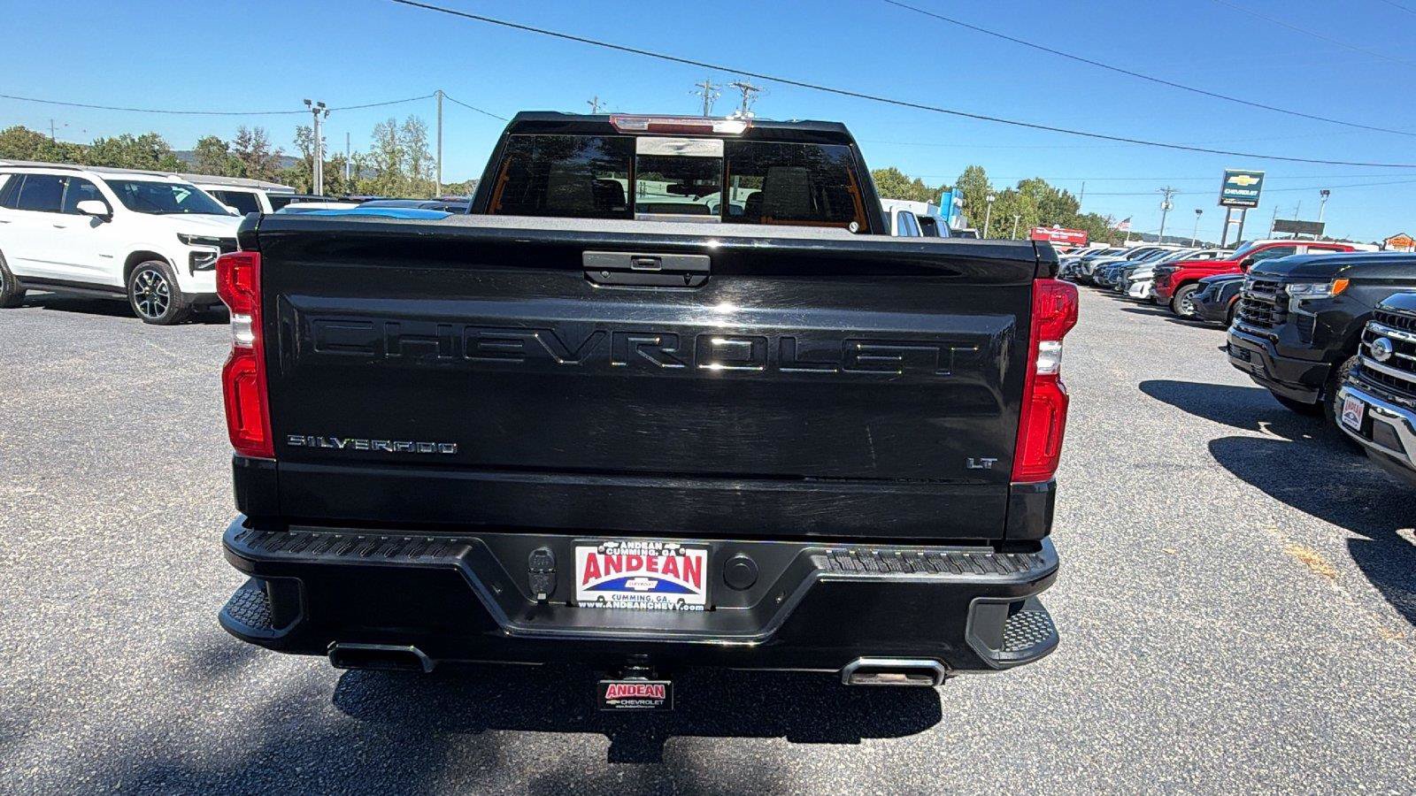 Used 2021 Chevrolet Silverado 1500 LT Trail Boss w/ Convenience Package II AWD/4WD image 9