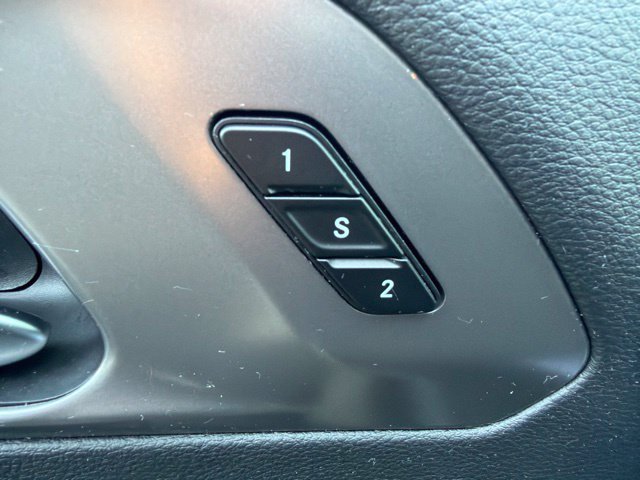 Used 2026 Chrysler Pacifica Select FWD image 18
