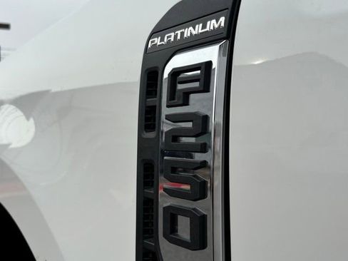 New 2026 Ford F250 Platinum w/ Platinum Plus Package image 19