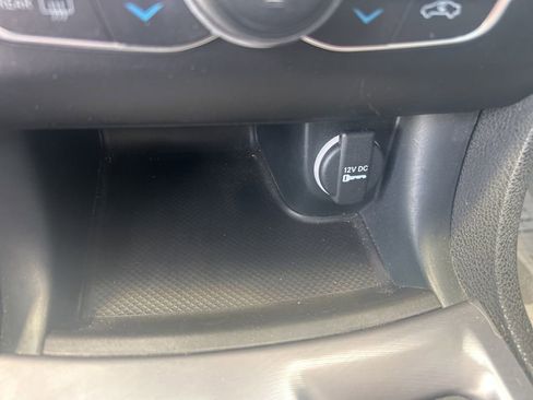 Used 2022 Dodge Charger SXT w/ Driver Convenience Group AWD/4WD image 22