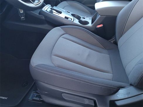 Used 2024 Subaru Crosstrek 2.0i image 17