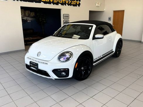Used 2017 Volkswagen Beetle 1.8T Dune FWD image 46