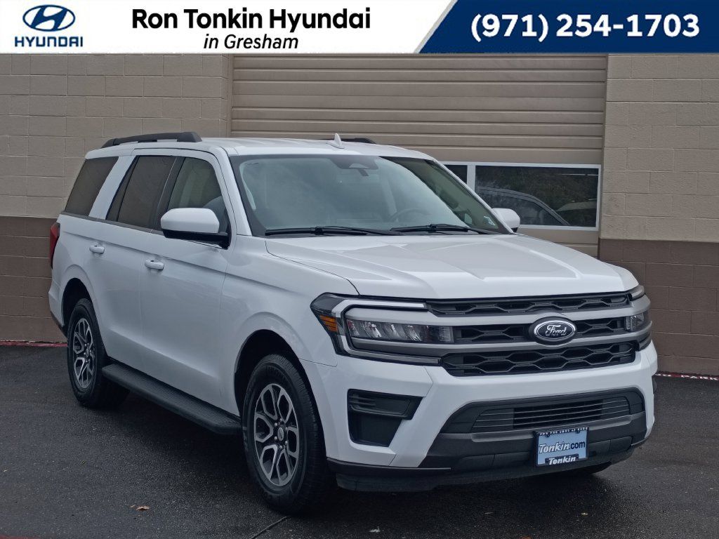 Used 2024 Ford Expedition XLT AWD/4WD image 1