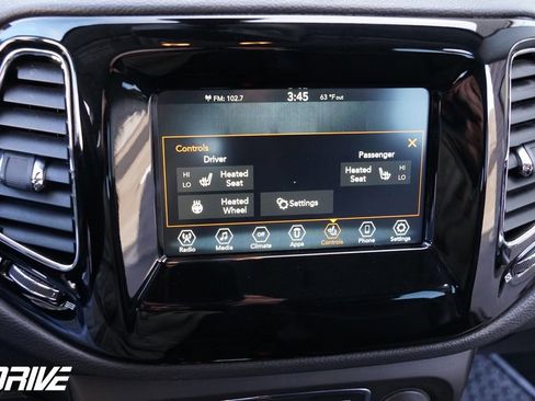 Used 2020 Jeep Compass Latitude image 25