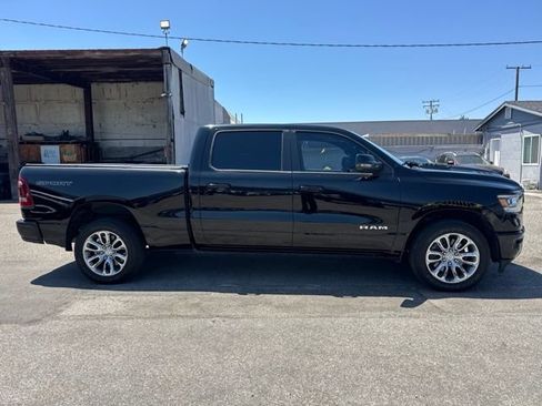 Used 2023 RAM 1500 Laramie AWD/4WD image 3