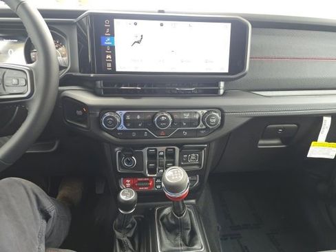 New 2026 Jeep Wrangler Unlimited Rubicon image 22