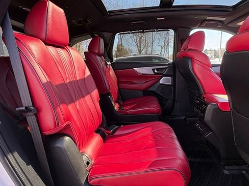 Used 2025 Acura MDX A-Spec image 39