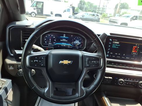Used 2024 Chevrolet Silverado 3500 High Country w/ High Country Premium Package AWD/4WD image 16