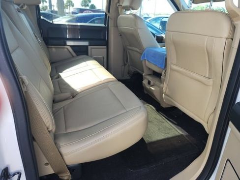 Used 2015 Ford F150 Lariat RWD image 6
