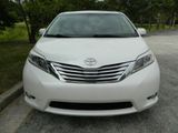 Used 2016 Toyota Sienna Limited Premium image 2