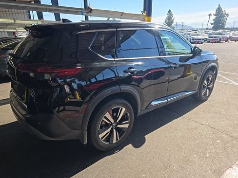 Used 2021 Nissan Rogue SL w/ Premium Package FWD image 2