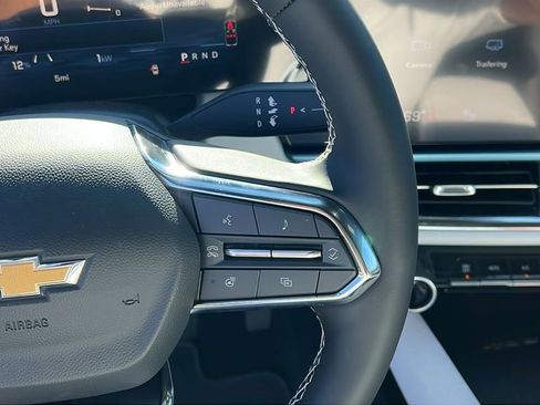 New 2026 Chevrolet Equinox EV LT image 21