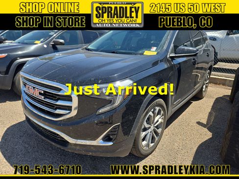 Used 2018 GMC Terrain SLT w/ Preferred Package AWD/4WD image 1