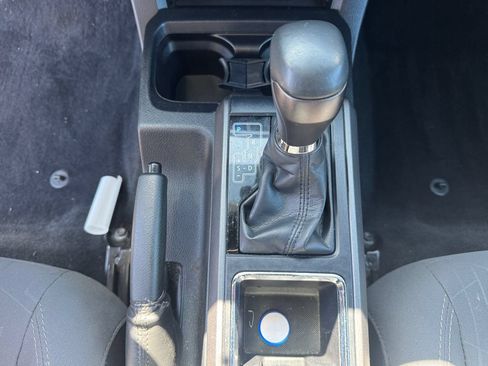 Used 2019 Toyota Tacoma TRD Sport AWD/4WD image 20