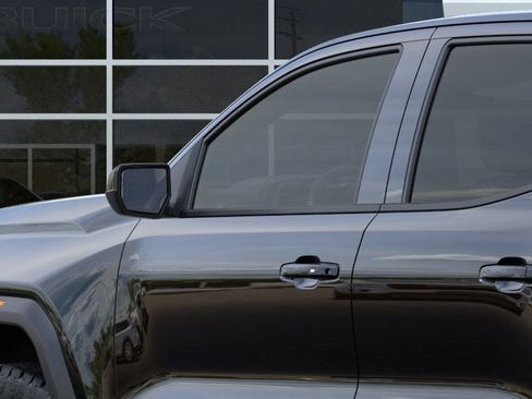 New 2025 GMC Canyon AT4 w/ Nightfall Edition image 34