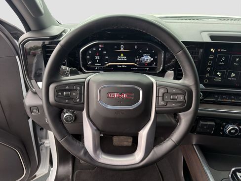 Certified 2025 GMC Sierra 1500 SLT w/ SLT Premium Plus Package AWD/4WD image 10