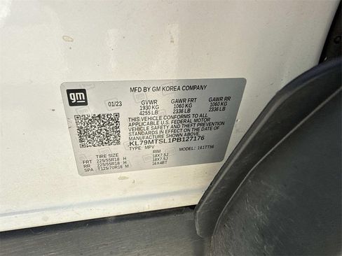 Used 2023 Chevrolet TrailBlazer RS w/ Sun and Liftgate Package image 36