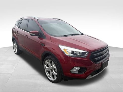 Used 2019 Ford Escape Titanium AWD/4WD image 16